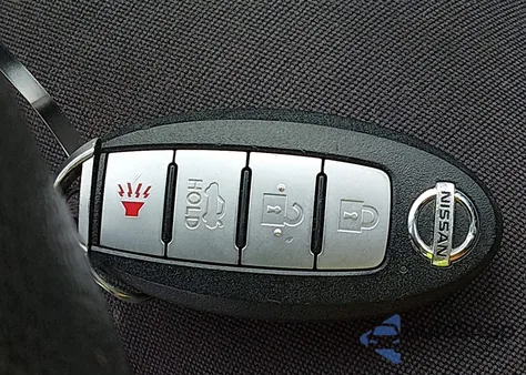 2020 Nissan Versa Sv Xtronic Cvt z USA, uszkodzony, nr VIN 3N1CN8EV8LL887634